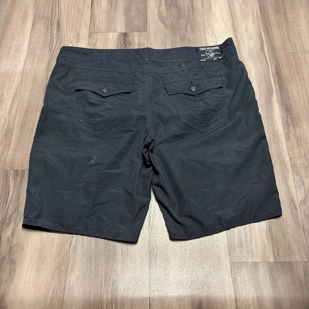 True Religion Ricky Relaxed Straight Shorts Mens 40 Black Horseshoe Pocket